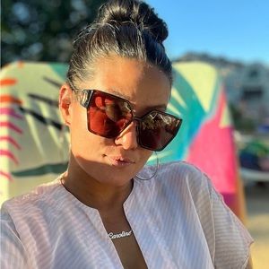 Meet your Posher, Caroline